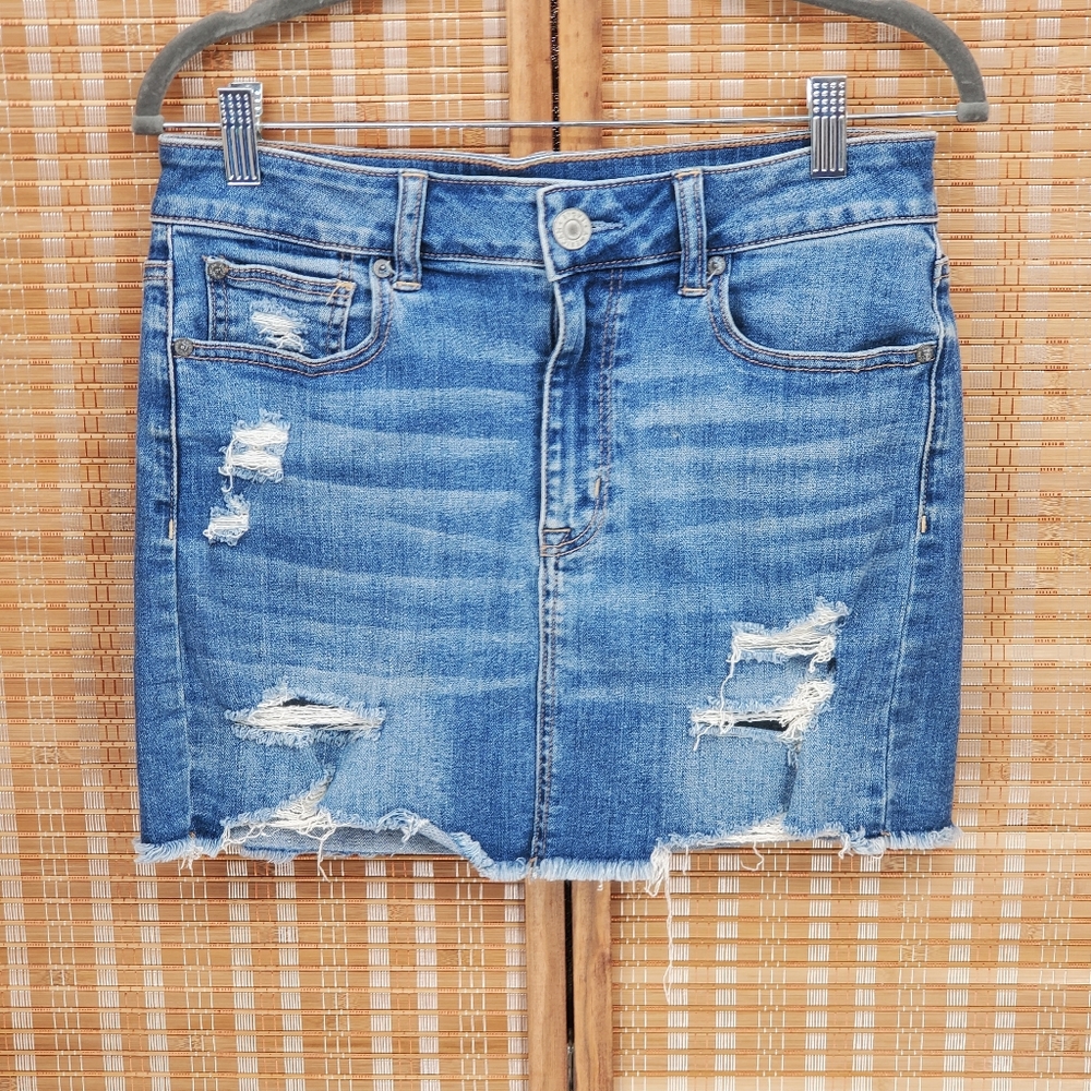 ◇ American Eagle Super Stetch Distressed Denim Mini Skirt Grunge Y2K Size 10